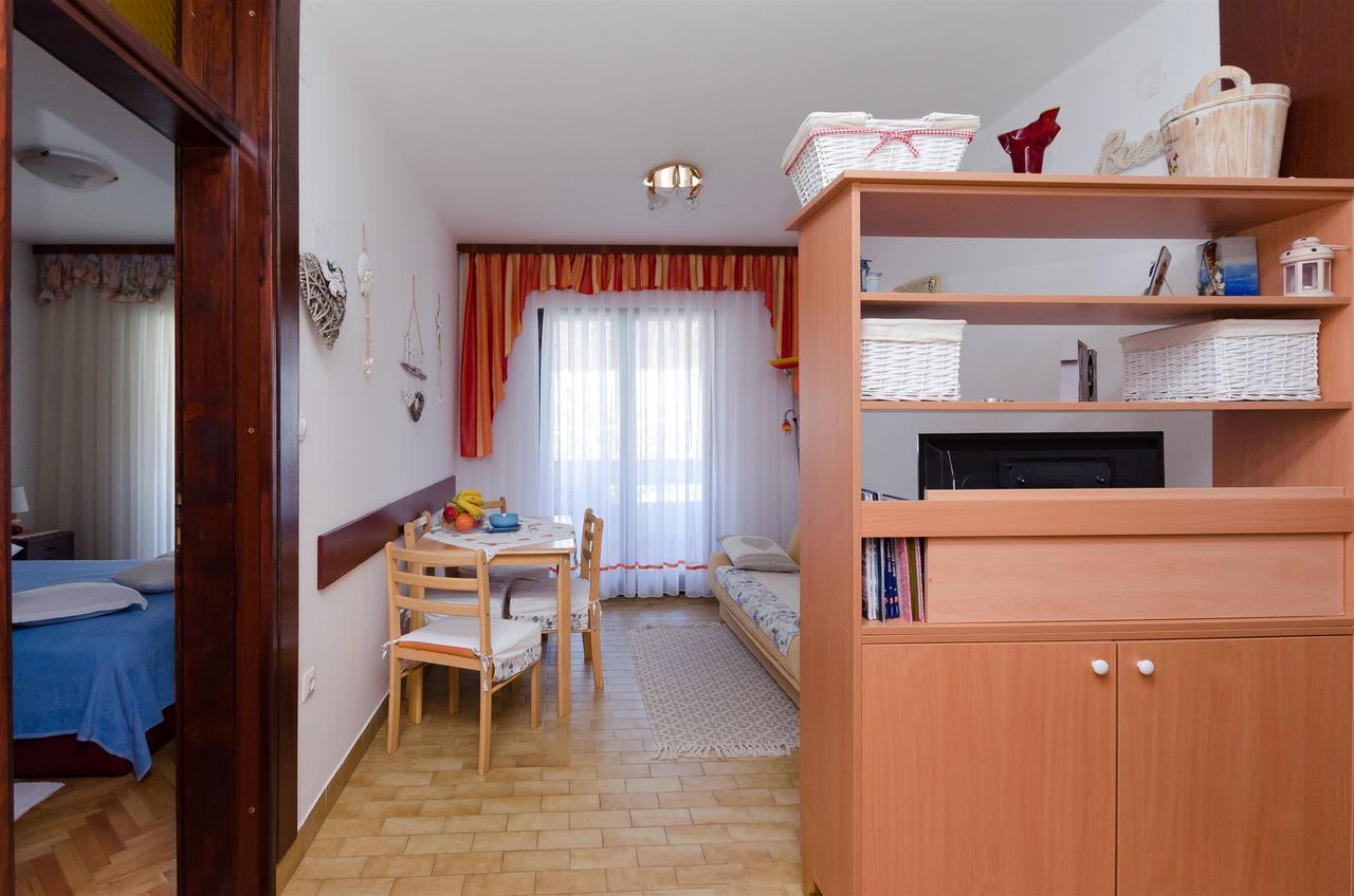 Apartments Branka Punat Exterior foto